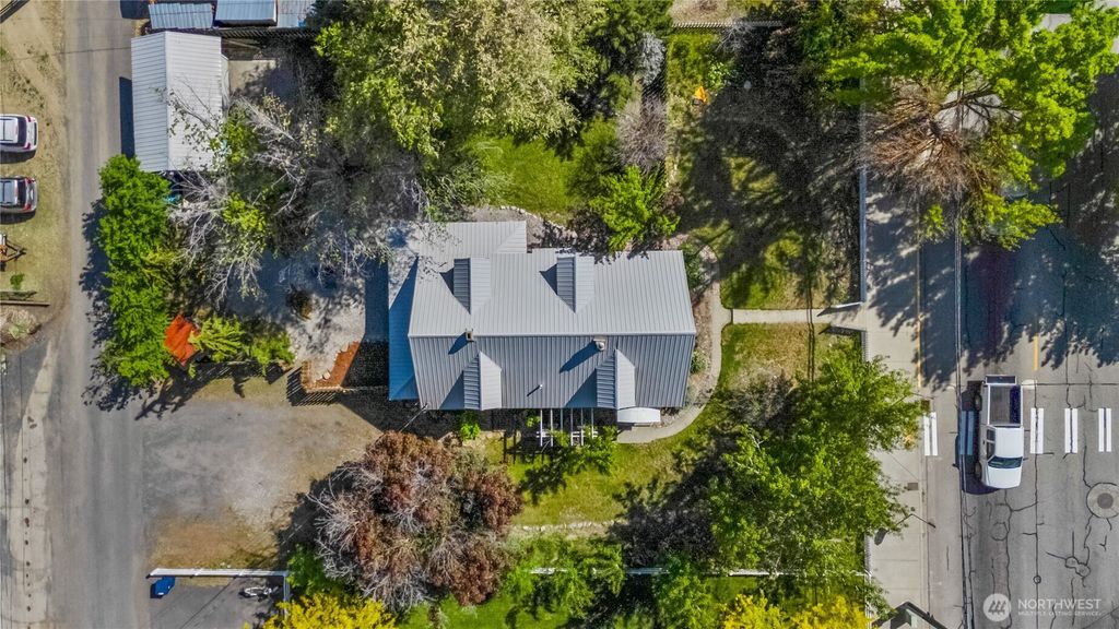 listing image 9361776198436359714