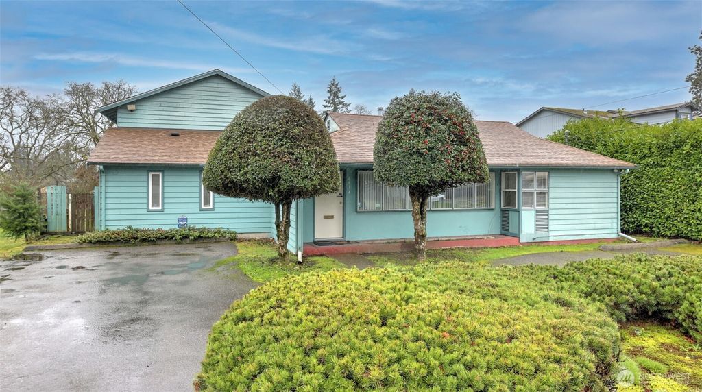 Photo of 6514 Steilacoom Boulevard SW, Lakewood, WA 98499 (MLS # 2468331)