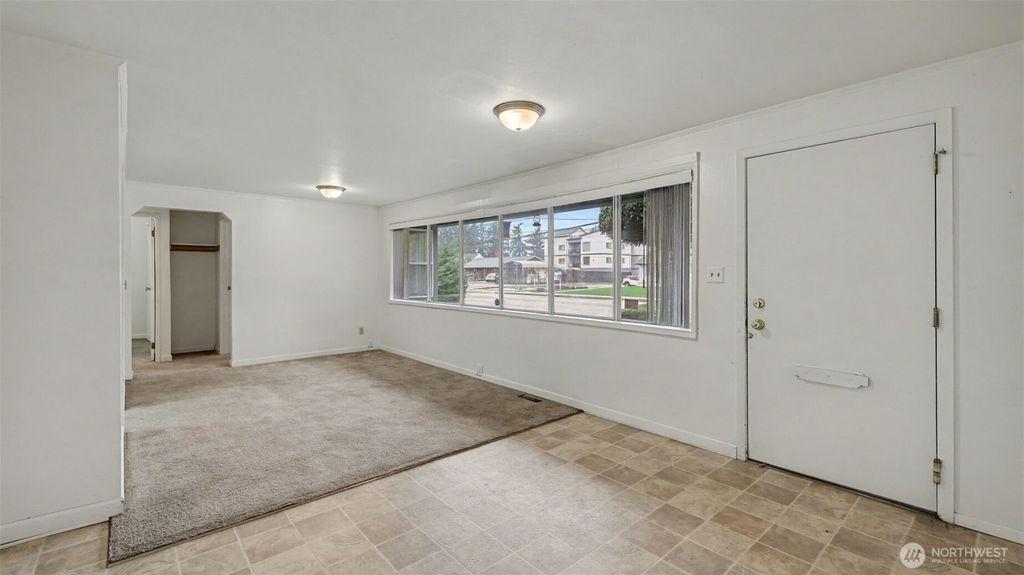 Photo of 6514 Steilacoom Boulevard SW, Lakewood, WA 98499 (MLS # 2468331)