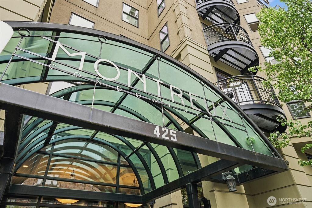 Photo of 425 Vine Street #708, Seattle, WA 98121 (MLS # 2514299)