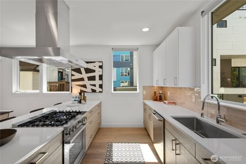 Photo of 1431 22nd Avenue, Seattle, WA 98122 (MLS # 2522055)