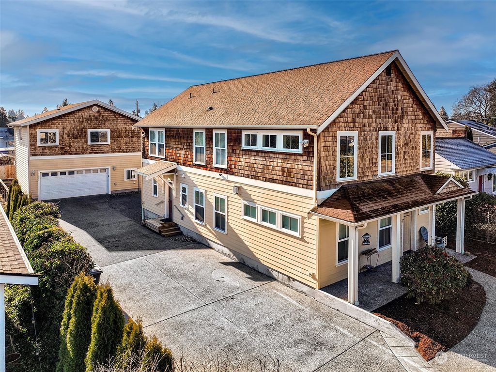 Photo of 1231 SW 149th Street, Burien, WA 98166 (MLS # 2325657)