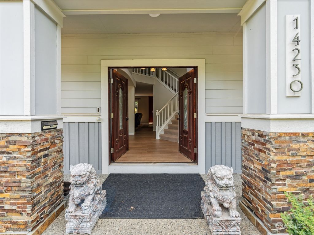Photo of 14230 229th Avenue NE, Woodinville, WA 98077 (MLS # 2275835)