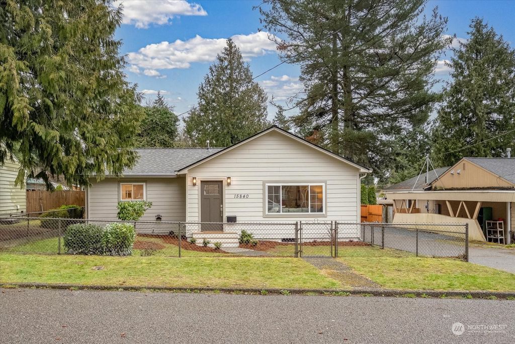 Photo of 15840 28th Avenue NE, Shoreline, WA 98155 (MLS # 2205664)
