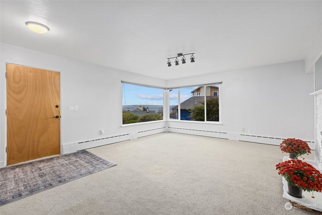 Photo of 2323 NW 196th Street, Shoreline, WA 98177 (MLS # 2179665)
