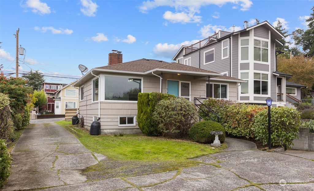 Photo of 2323 NW 196th Street, Shoreline, WA 98177 (MLS # 2179665)