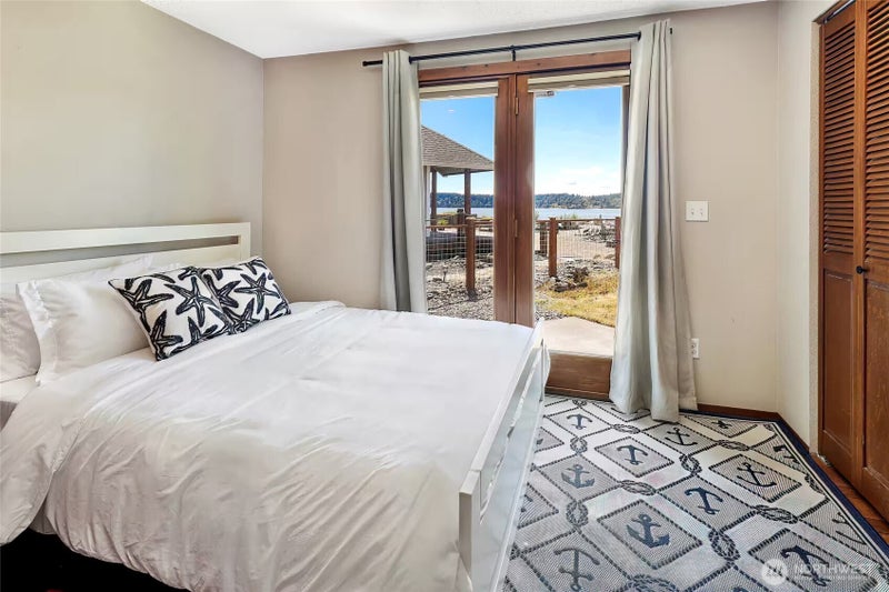 2585 Lummi View Drive