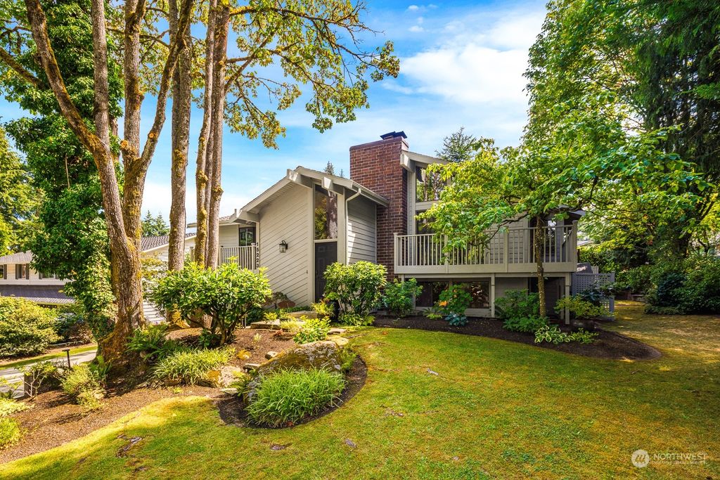 Photo of 15223 NE 68th Street, Redmond, WA 98052 (MLS # 2261528)