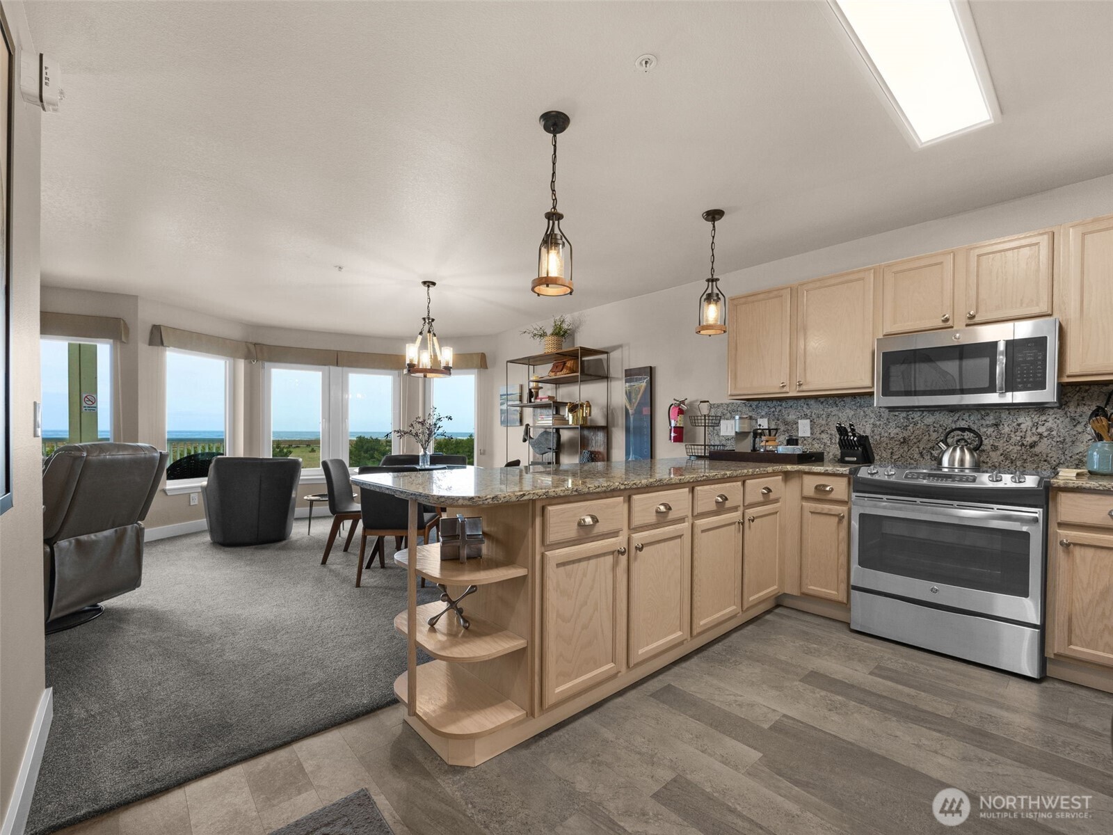 501 Shoreview Drive S 206