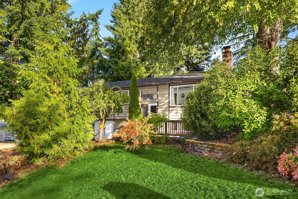 Photo of 12734 SE 191st Place, Renton, WA 98058 (MLS # 2498225)