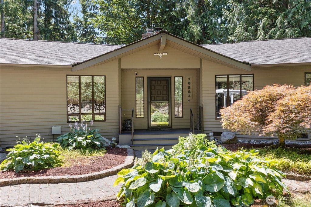 Photo of 16224 82nd Street SE, Snohomish, WA 98290 (MLS # 2411120)