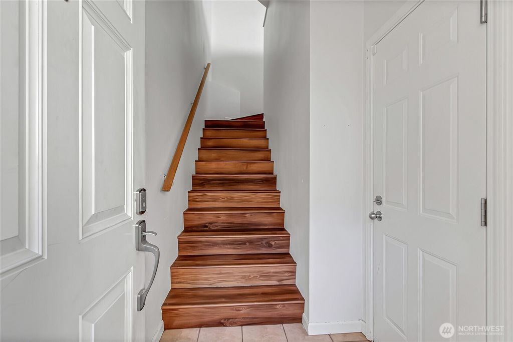 Photo of 3400 S 288th Street #K-7, Auburn, WA 98001 (MLS # 2463717)