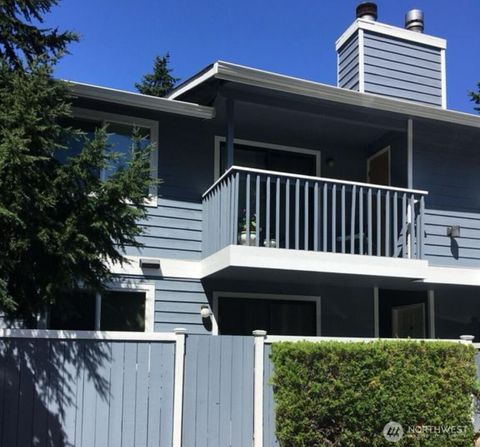 Photo of 5618 198th Street SW #202, Lynnwood, WA 98036 (MLS # 2530407)