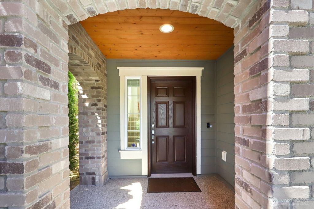 Photo of 10922 NE 194th Drive, Bothell, WA 98011 (MLS # 2522420)