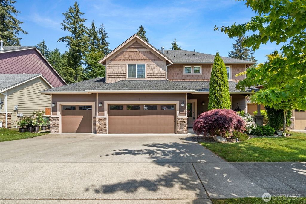 Photo of 4006 20th Avenue NE, Olympia, WA 98506 (MLS # 2528637)