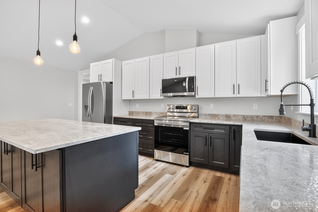 286 Seashore Street SW