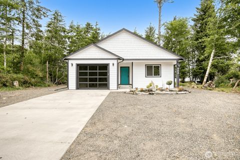 286 Seashore Street SW Ocean Shores WA 98569