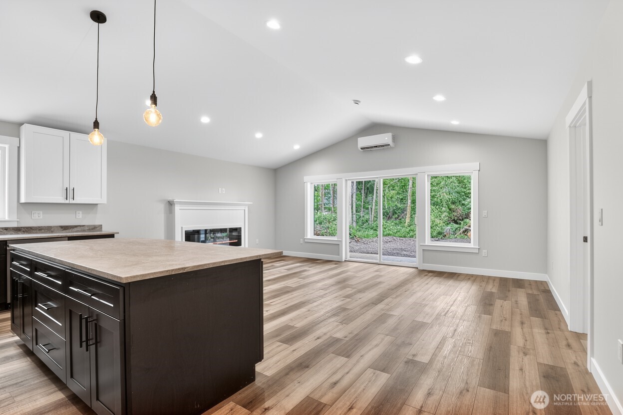 286 Seashore Street SW