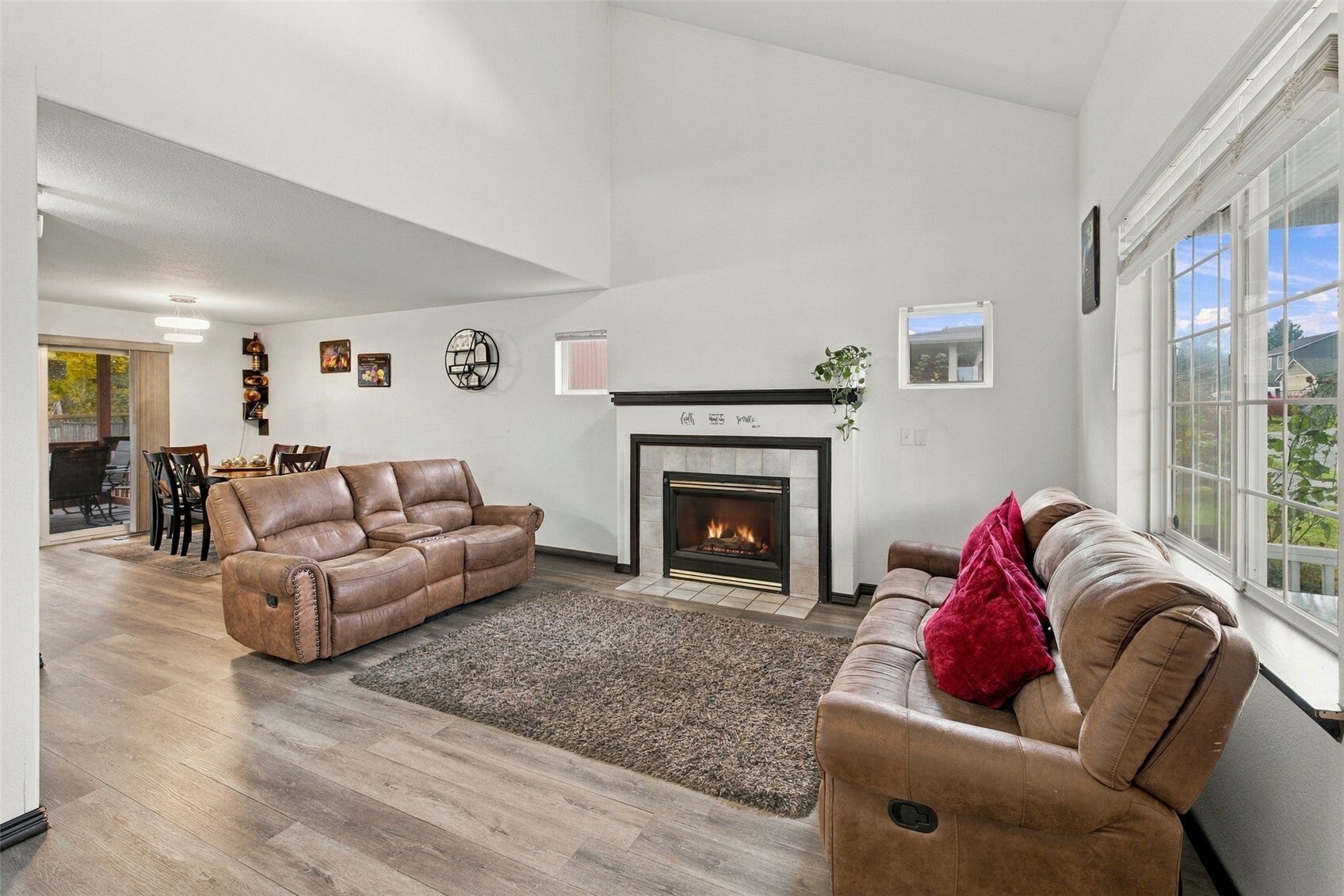 1222 131st Street Ct E
