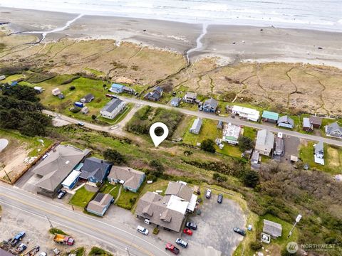 Photo of 4784 Beach Lane, Moclips, WA 98562 (MLS # 2509868)
