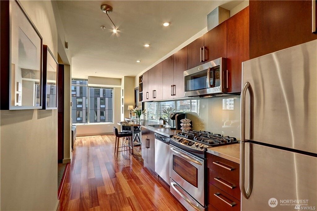 Photo of 910 Lenora Street #S1404, Seattle, WA 98121 (MLS # 2498561)