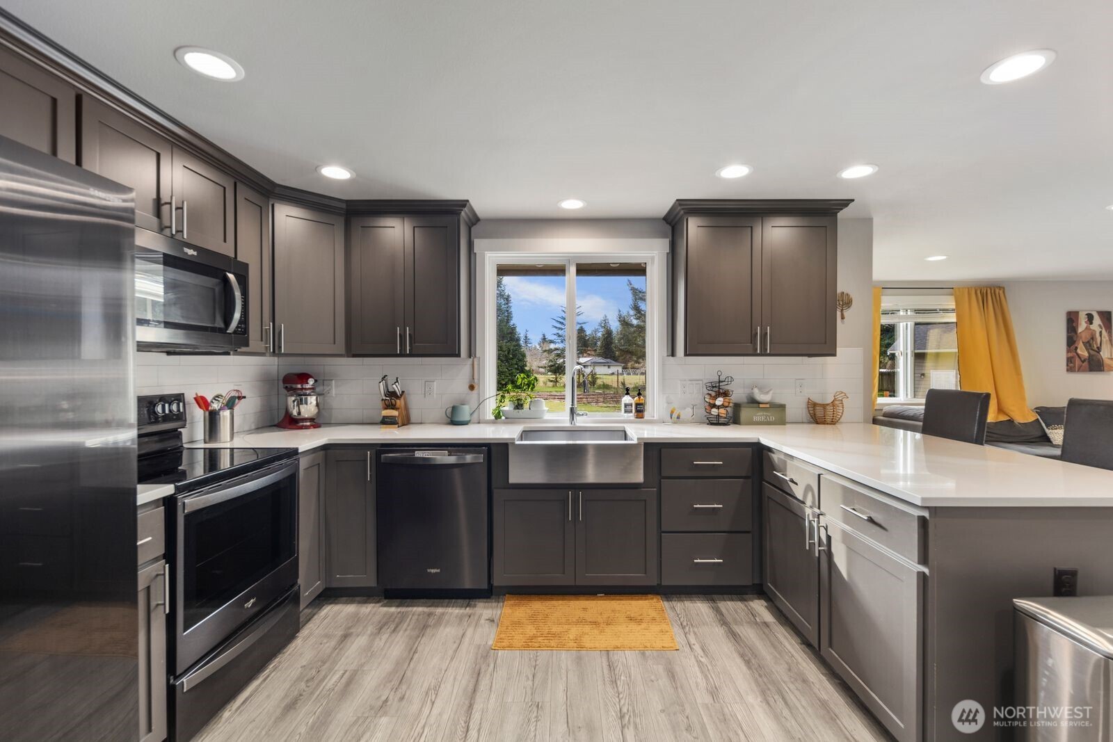 9911 Hampshire Court SE