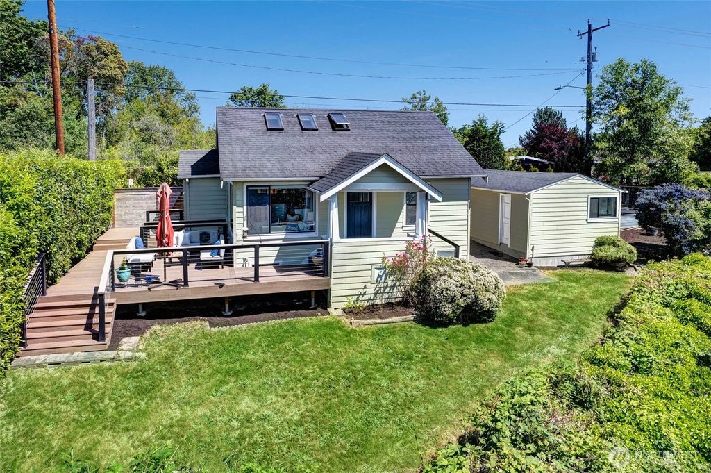 Photo of 4742 22nd Avenue SW, Seattle, WA 98106 (MLS # 2386949)