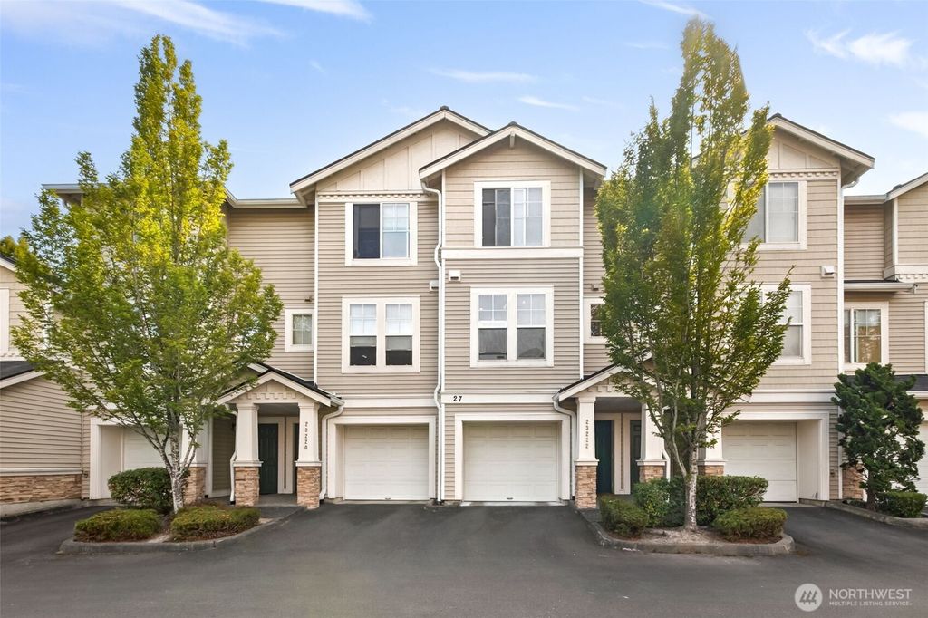 Photo of 23222 63rd Place S #27-4, Kent, WA 98032 (MLS # 2416009)