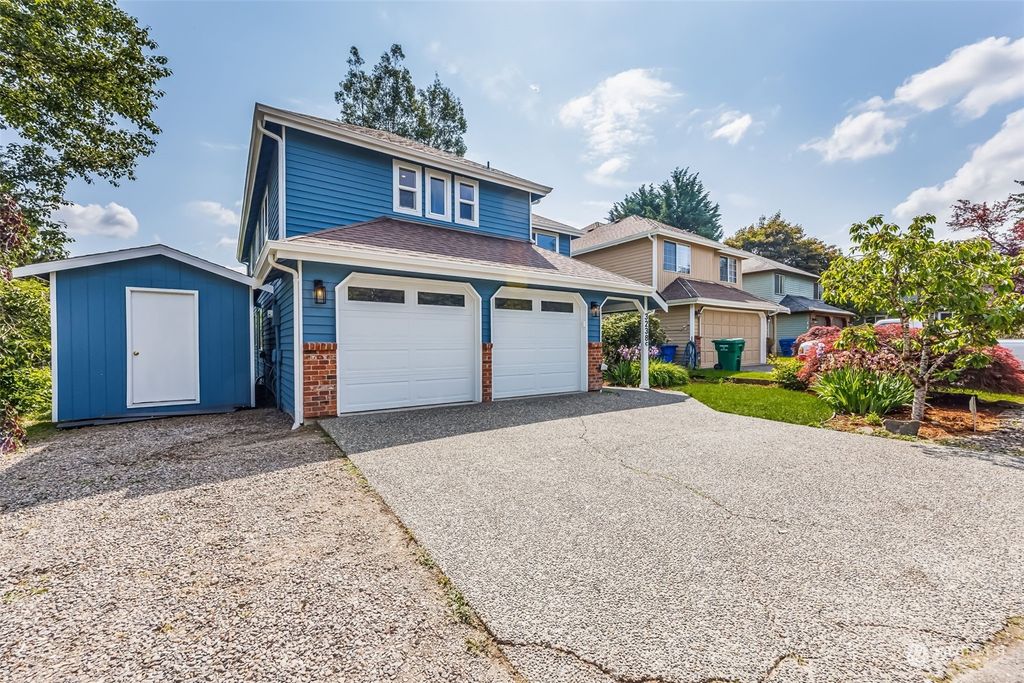 Photo of 3238 NE 100th Street #C, Seattle, WA 98125 (MLS # 2072027)