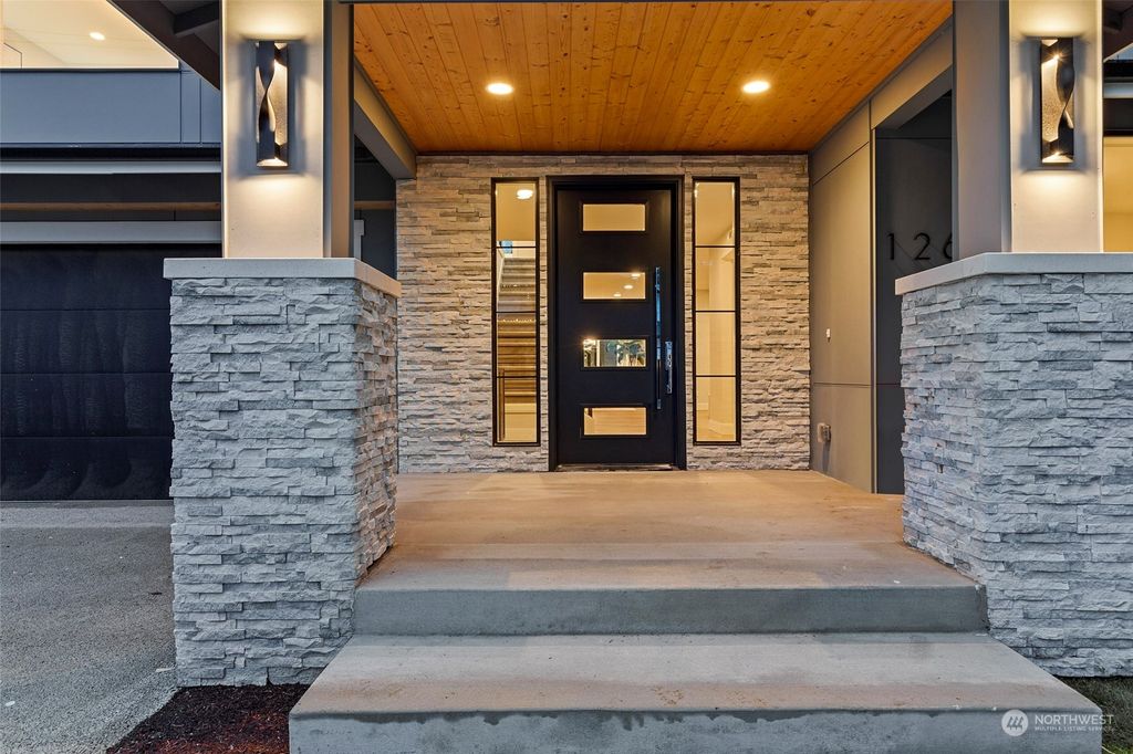 Photo of 12630 NE 80 Street, Kirkland, WA 98033 (MLS # 2024644)