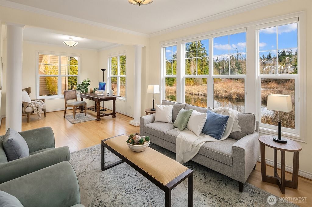 Photo of 1930 14th Court NE, Issaquah, WA 98029 (MLS # 2333207)
