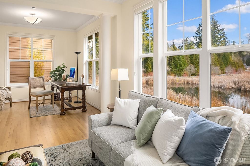 Photo of 1930 14th Court NE, Issaquah, WA 98029 (MLS # 2333207)