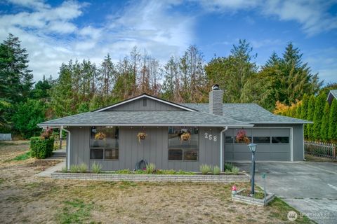 Photo of 258 Dungeness Meadows, Sequim, WA 98382 (MLS # 2435733)