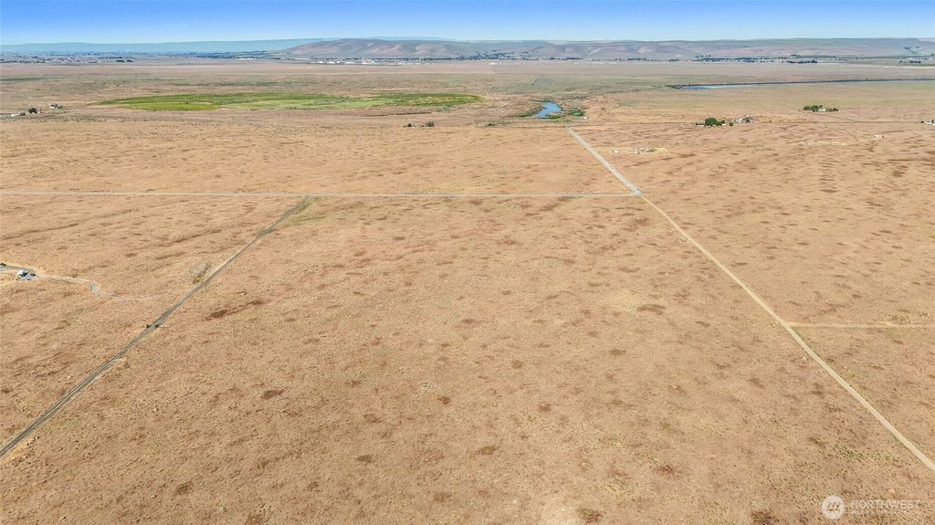 Photo of 0 Road 16 NE and West C Road, Soap Lake, WA 98851 (MLS # 2529244)