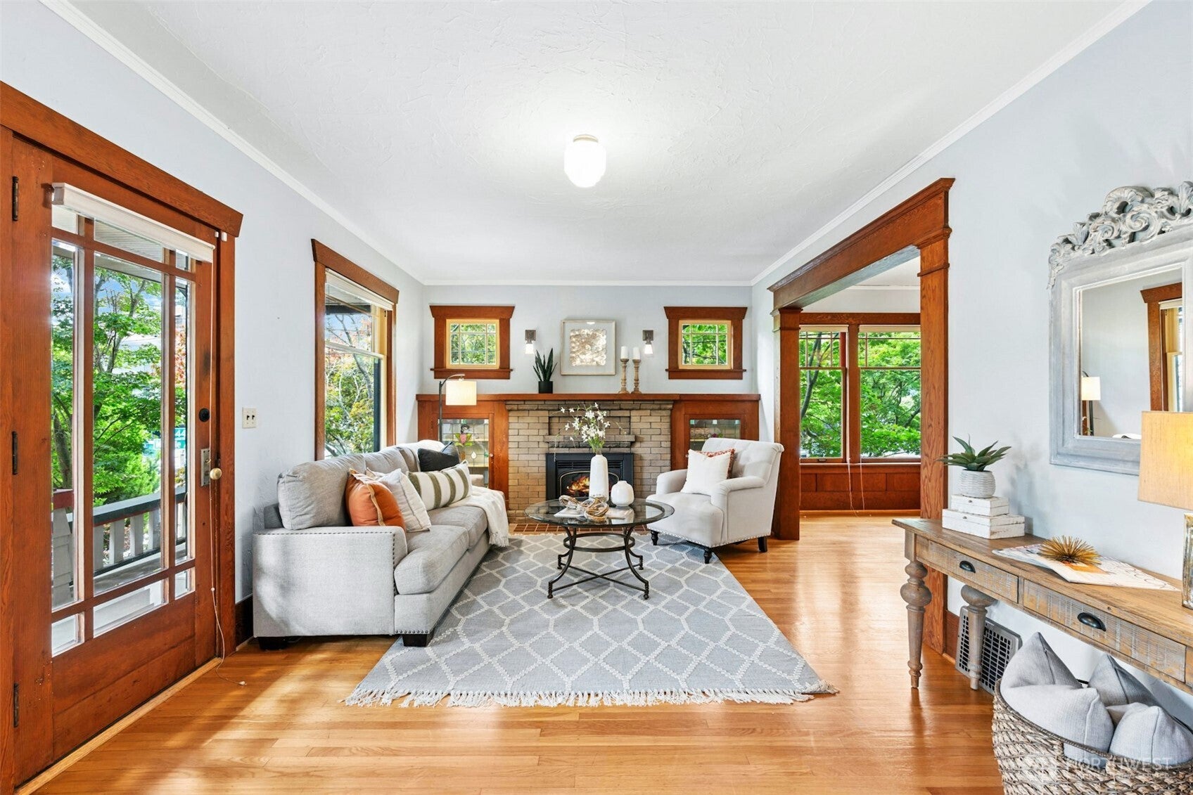 1200 N 44th Street
