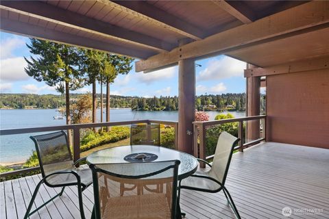 41 North Bay Lane 1 Port Ludlow WA 98365