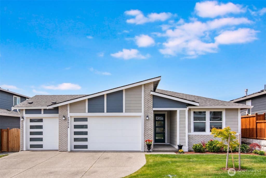 Photo of 12624 176th Avenue E, Bonney Lake, WA 98371 (MLS # 2543929)