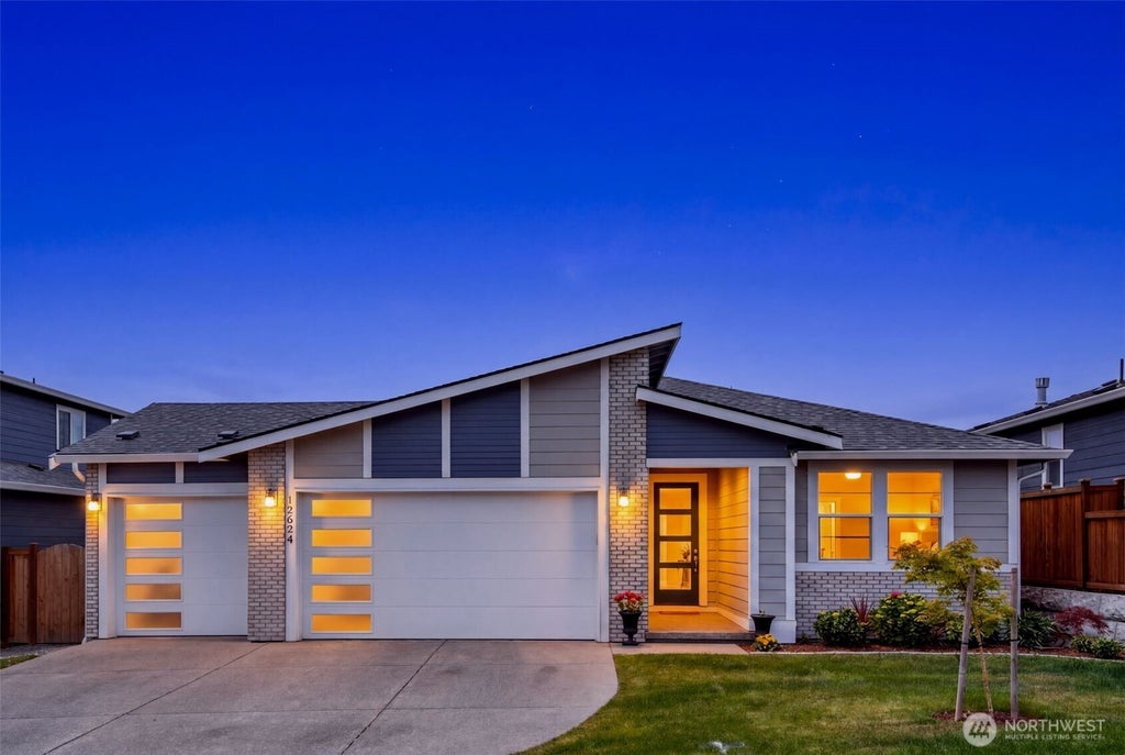 Photo of 12624 176th Avenue E, Bonney Lake, WA 98371 (MLS # 2543929)