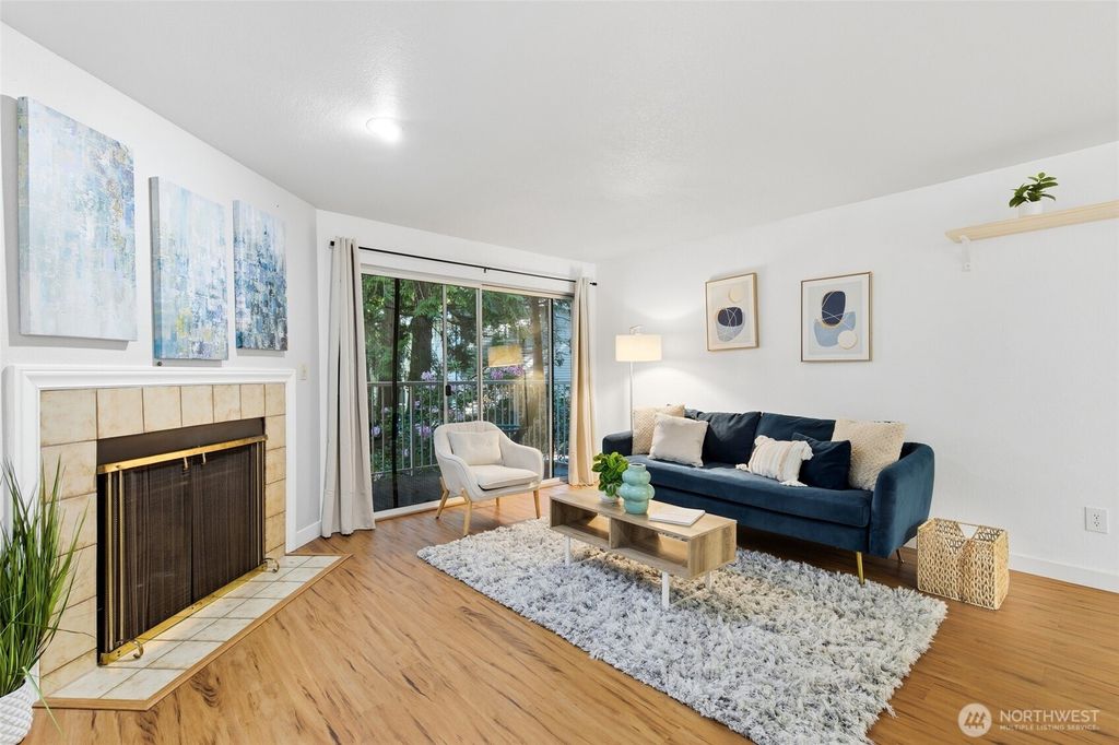 Photo of 4106 Factoria Boulevard SE #205, Bellevue, WA 98006 (MLS # 2516461)