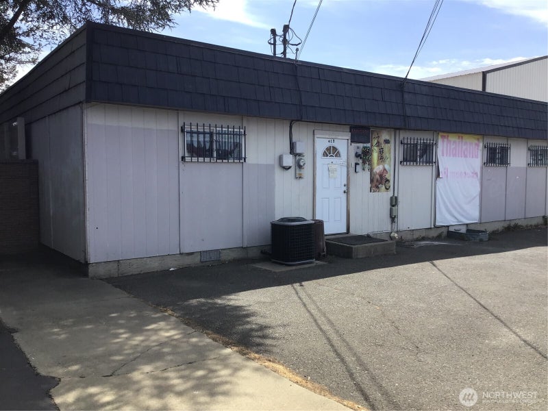 412 S 12th Avenue