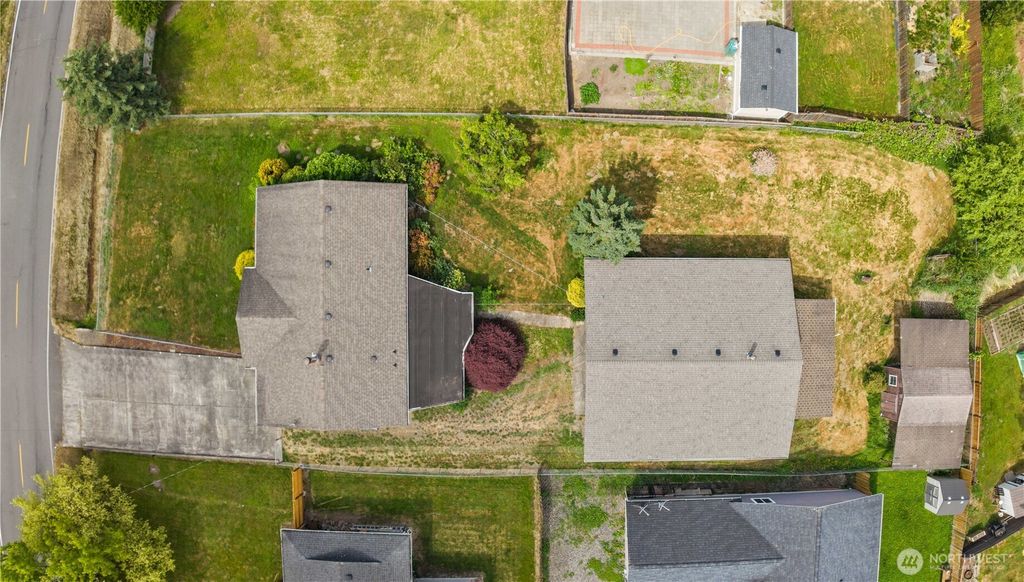 Photo of 214 Tacoma Boulevard N, Pacific, WA 98047 (MLS # 2397000)