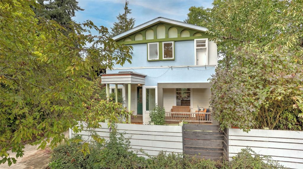 Photo of 3944 S Angeline Street, Seattle, WA 98118 (MLS # 2164613)