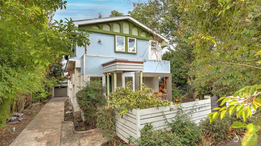 Photo of 3944 S Angeline Street, Seattle, WA 98118 (MLS # 2164613)