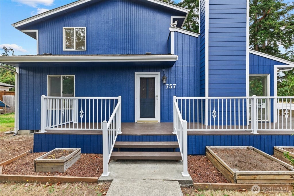 Photo of 757 Commodore Ln LN, Camano Island, WA 98282 (MLS # 2576201)