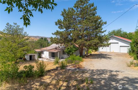 Photo of 1403 Lower Sunnyslope Rd, Wenatchee, WA 98801 (MLS # 2395705)