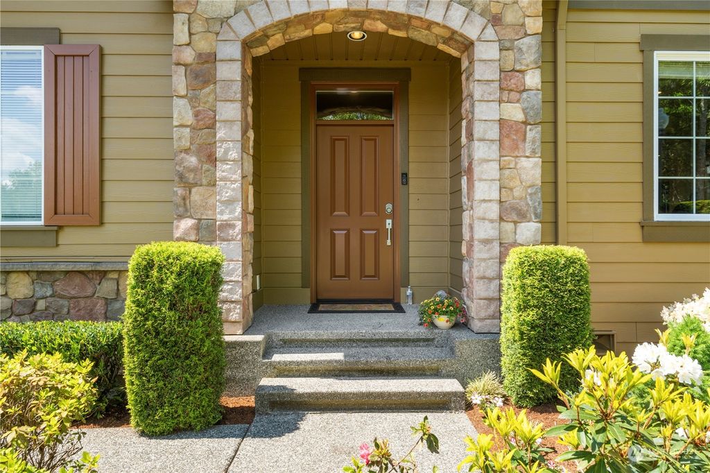 Photo of 4843 Osprey Lane, Mukilteo, WA 98275 (MLS # 2241486)