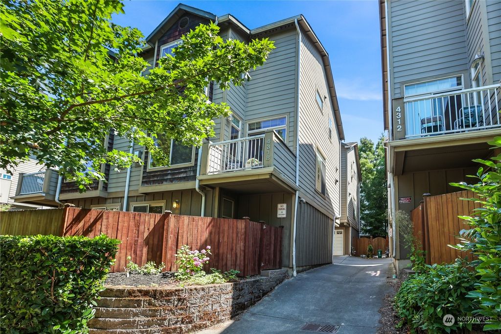 Photo of 4318 8th Ave Ave NE #A, Seattle, WA 98105 (MLS # 2266110)