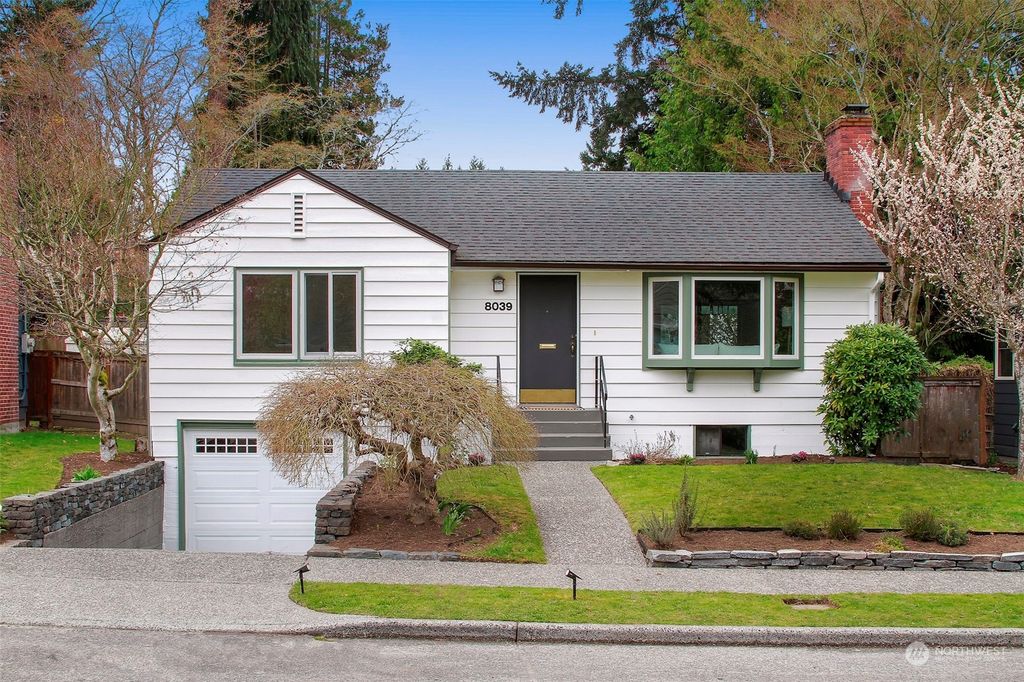 Photo of 8039 37th Avenue NE, Seattle, WA 98115 (MLS # 2213276)
