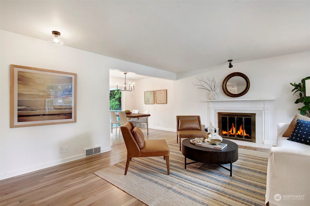 Photo of 8039 37th Avenue NE, Seattle, WA 98115 (MLS # 2213276)