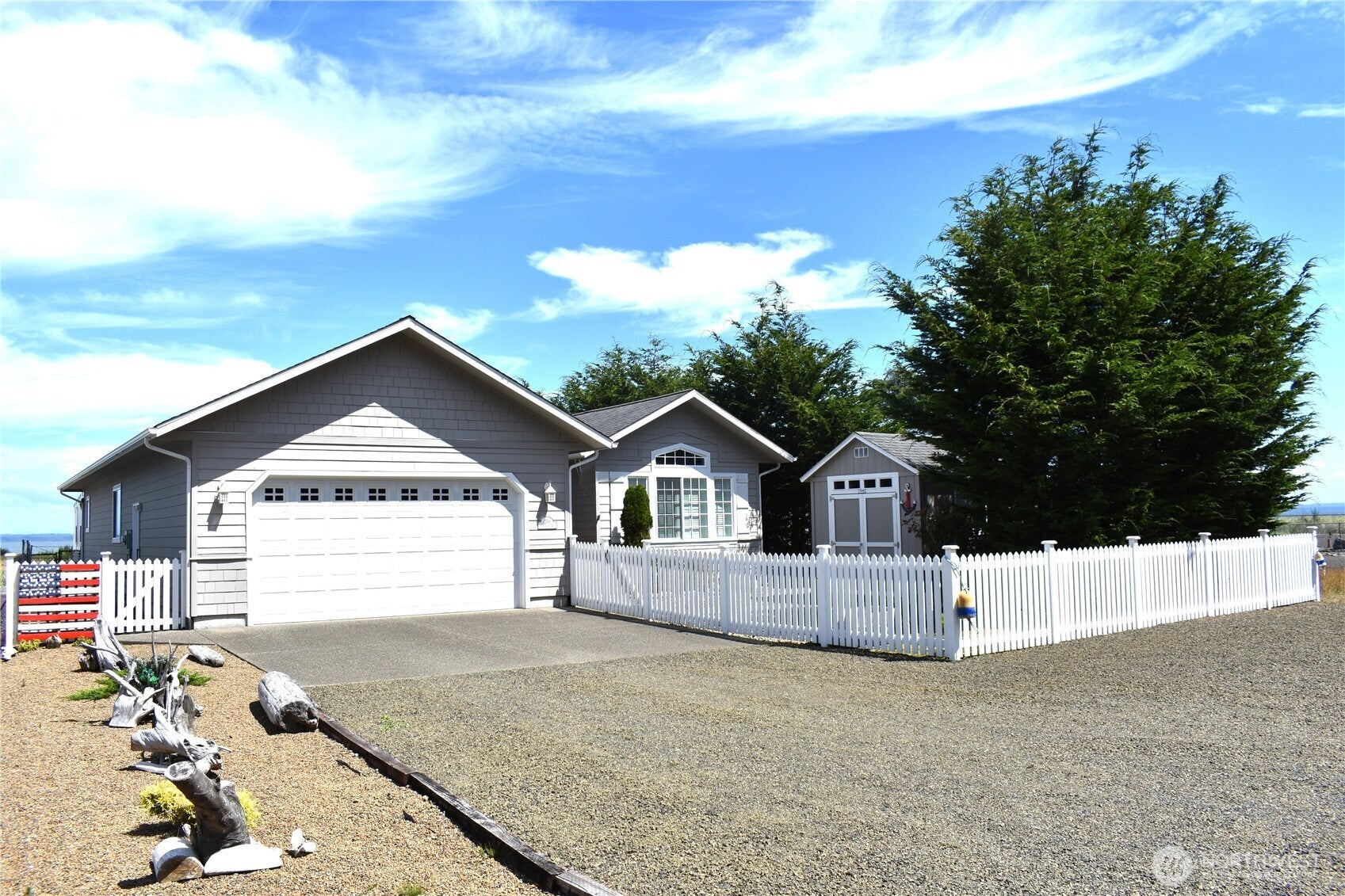 268 Sunrise Avenue SE